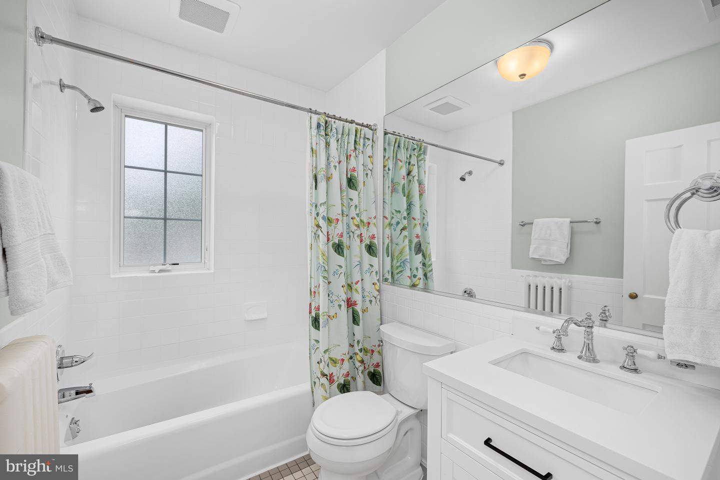 3013 CATHEDRAL AVE NW, WASHINGTON, District Of Columbia 20008, 4 Bedrooms Bedrooms, ,3 BathroomsBathrooms,Residential,For sale,3013 CATHEDRAL AVE NW,DCDC2200986 MLS # DCDC2200986