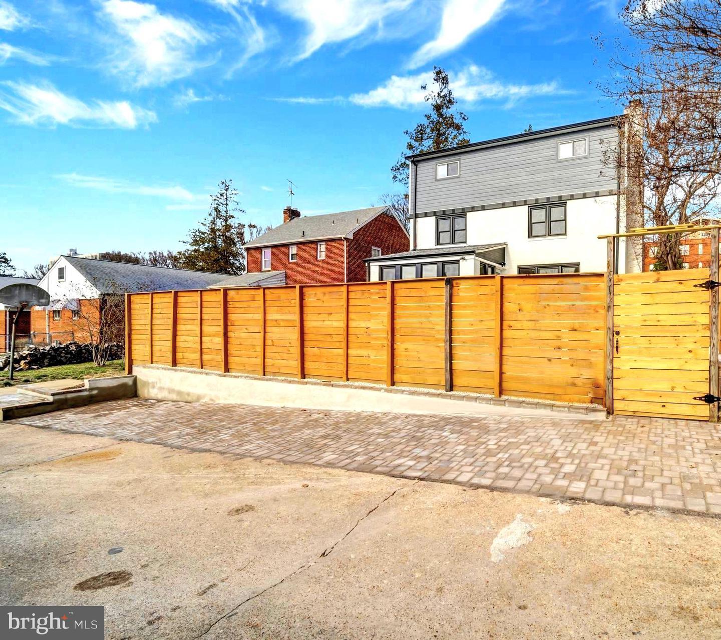 8120 EASTERN AVE NW, WASHINGTON, District Of Columbia 20012, 6 Bedrooms Bedrooms, ,4 BathroomsBathrooms,Residential,For sale,8120 EASTERN AVE NW,DCDC2200994 MLS # DCDC2200994