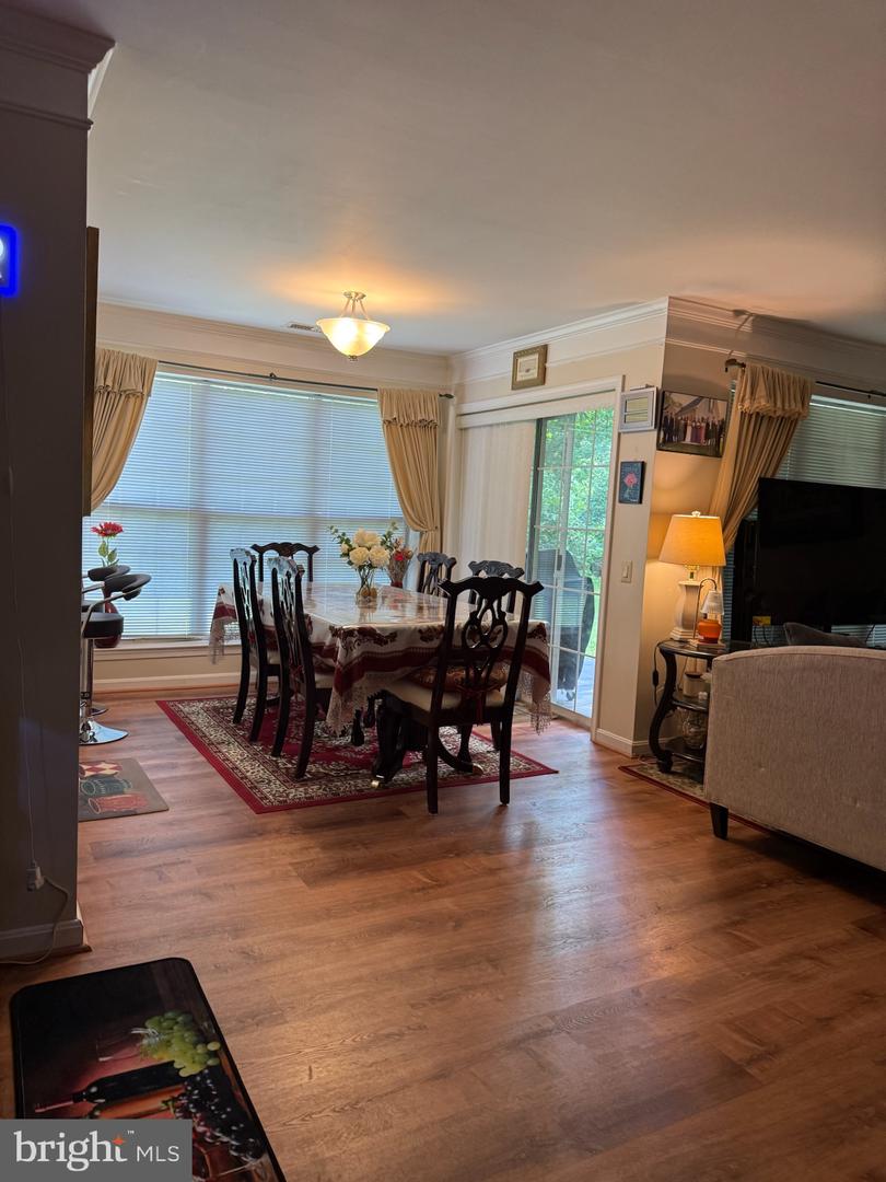 46891 EATON TER #101, STERLING, Virginia 20164, 2 Bedrooms Bedrooms, ,2 BathroomsBathrooms,Residential,For sale,46891 EATON TER #101,VALO2096662 MLS # VALO2096662