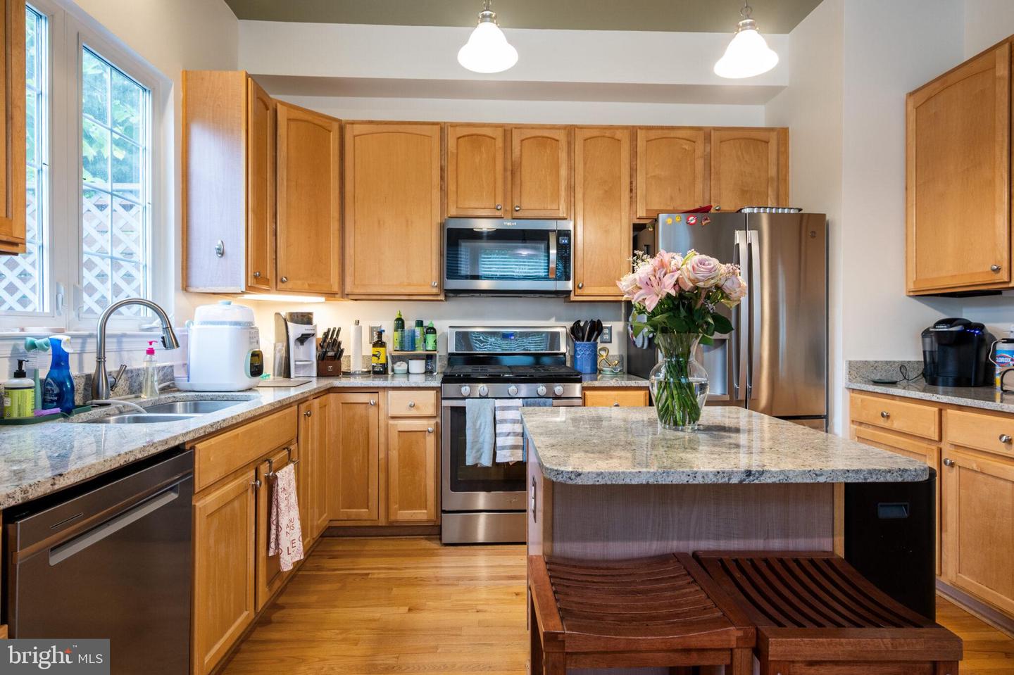 414 S WAYNE ST, ARLINGTON, Virginia 22204, 4 Bedrooms Bedrooms, ,3 BathroomsBathrooms,Residential,For sale,414 S WAYNE ST,VAAR2057570 MLS # VAAR2057570