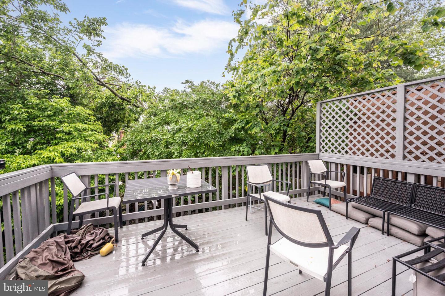 414 S WAYNE ST, ARLINGTON, Virginia 22204, 4 Bedrooms Bedrooms, ,3 BathroomsBathrooms,Residential,For sale,414 S WAYNE ST,VAAR2057570 MLS # VAAR2057570