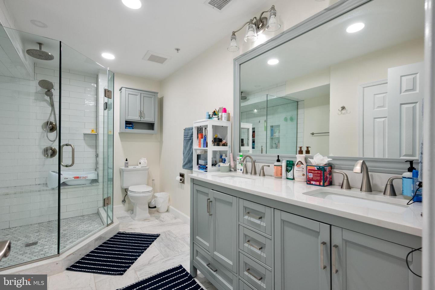 414 S WAYNE ST, ARLINGTON, Virginia 22204, 4 Bedrooms Bedrooms, ,3 BathroomsBathrooms,Residential,For sale,414 S WAYNE ST,VAAR2057570 MLS # VAAR2057570