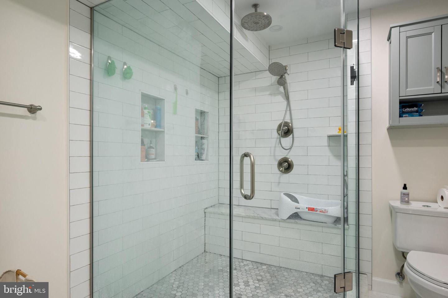 414 S WAYNE ST, ARLINGTON, Virginia 22204, 4 Bedrooms Bedrooms, ,3 BathroomsBathrooms,Residential,For sale,414 S WAYNE ST,VAAR2057570 MLS # VAAR2057570