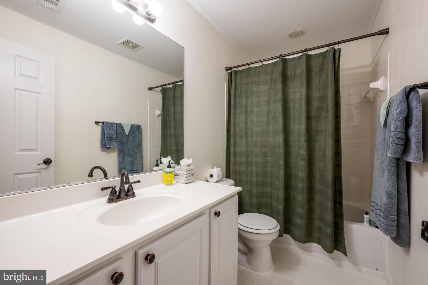 414 S WAYNE ST, ARLINGTON, Virginia 22204, 4 Bedrooms Bedrooms, ,3 BathroomsBathrooms,Residential,For sale,414 S WAYNE ST,VAAR2057570 MLS # VAAR2057570