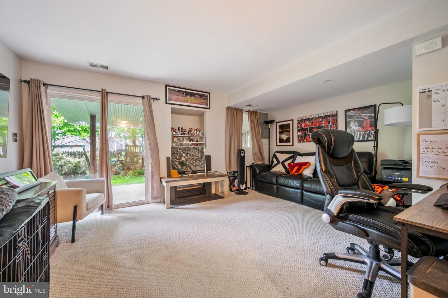 414 S WAYNE ST, ARLINGTON, Virginia 22204, 4 Bedrooms Bedrooms, ,3 BathroomsBathrooms,Residential,For sale,414 S WAYNE ST,VAAR2057570 MLS # VAAR2057570
