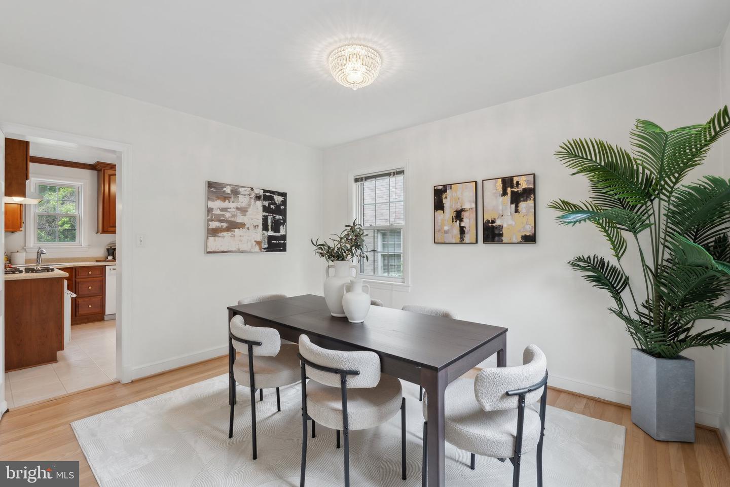 1725 OAKCREST DR, ALEXANDRIA, Virginia 22302, 3 Bedrooms Bedrooms, ,2 BathroomsBathrooms,Residential,For sale,1725 OAKCREST DR,VAAX2045412 MLS # VAAX2045412