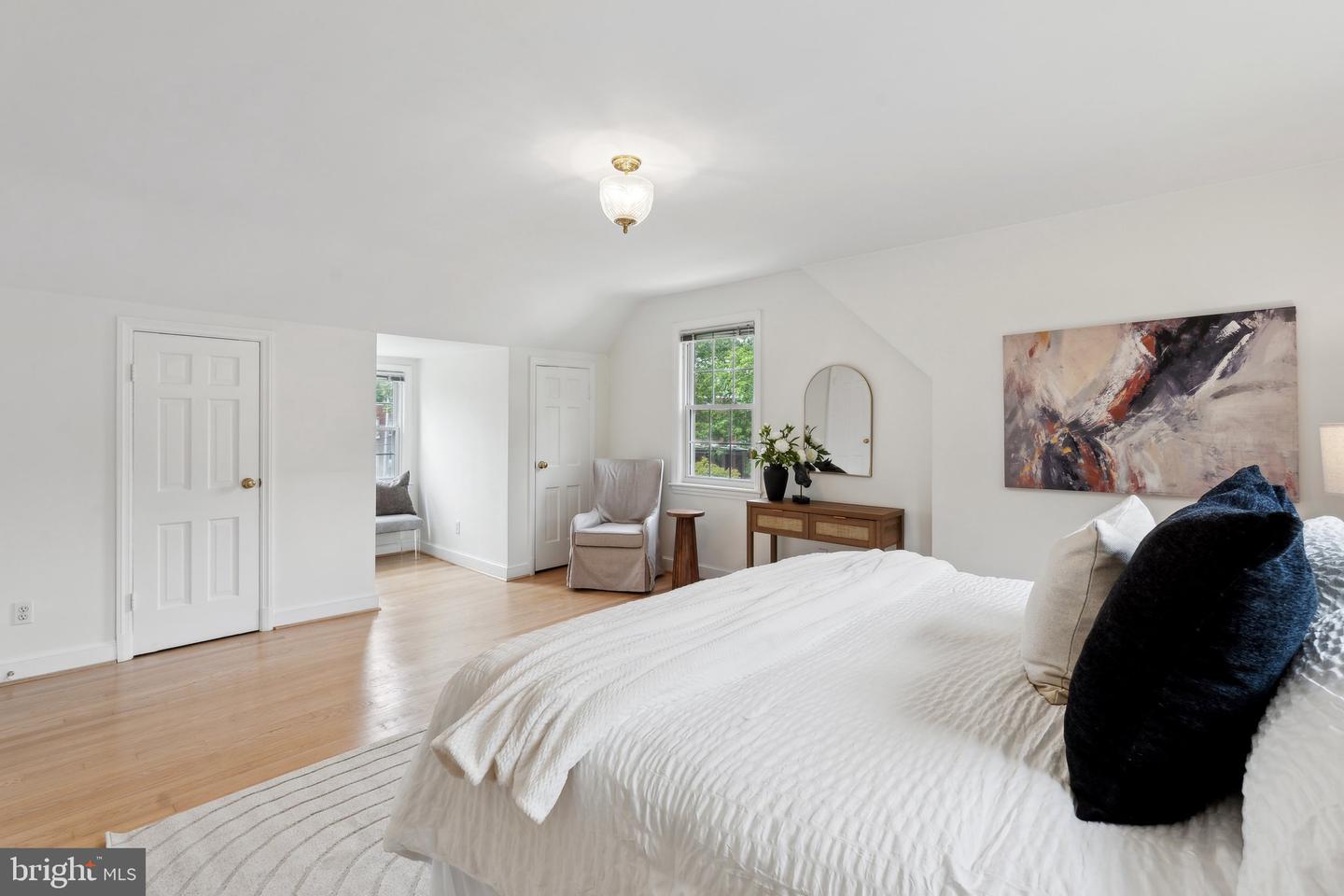 1725 OAKCREST DR, ALEXANDRIA, Virginia 22302, 3 Bedrooms Bedrooms, ,2 BathroomsBathrooms,Residential,For sale,1725 OAKCREST DR,VAAX2045412 MLS # VAAX2045412