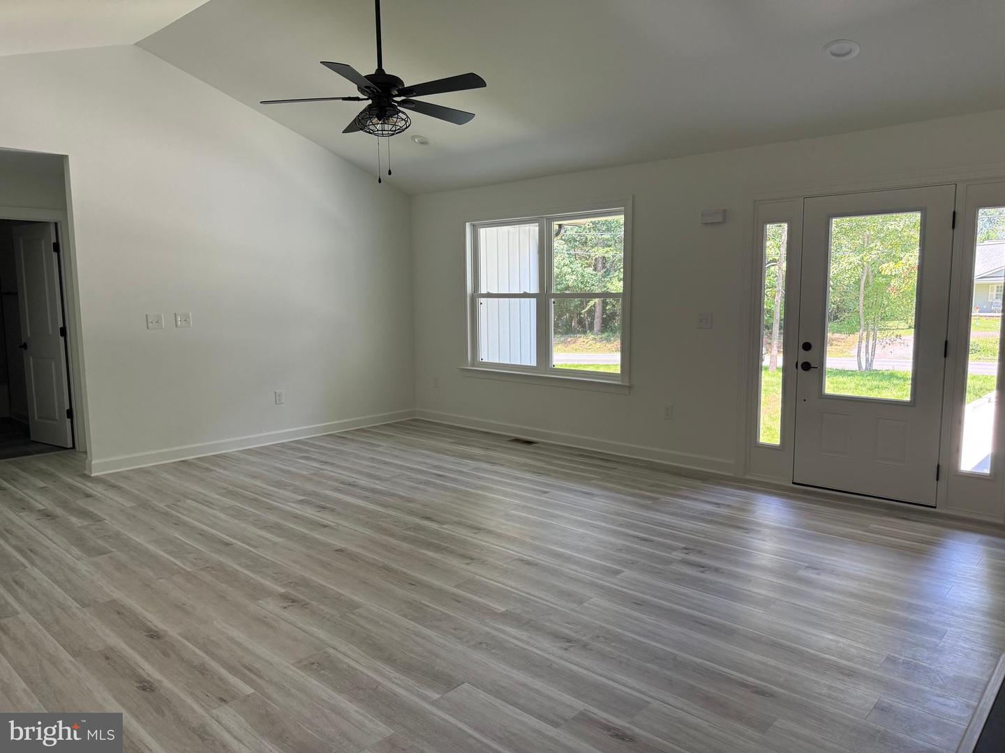 4000 LAKEVIEW PKWY, LOCUST GROVE, Virginia 22508, 3 Bedrooms Bedrooms, ,2 BathroomsBathrooms,Residential,For sale,4000 LAKEVIEW PKWY,VAOR2009708 MLS # VAOR2009708