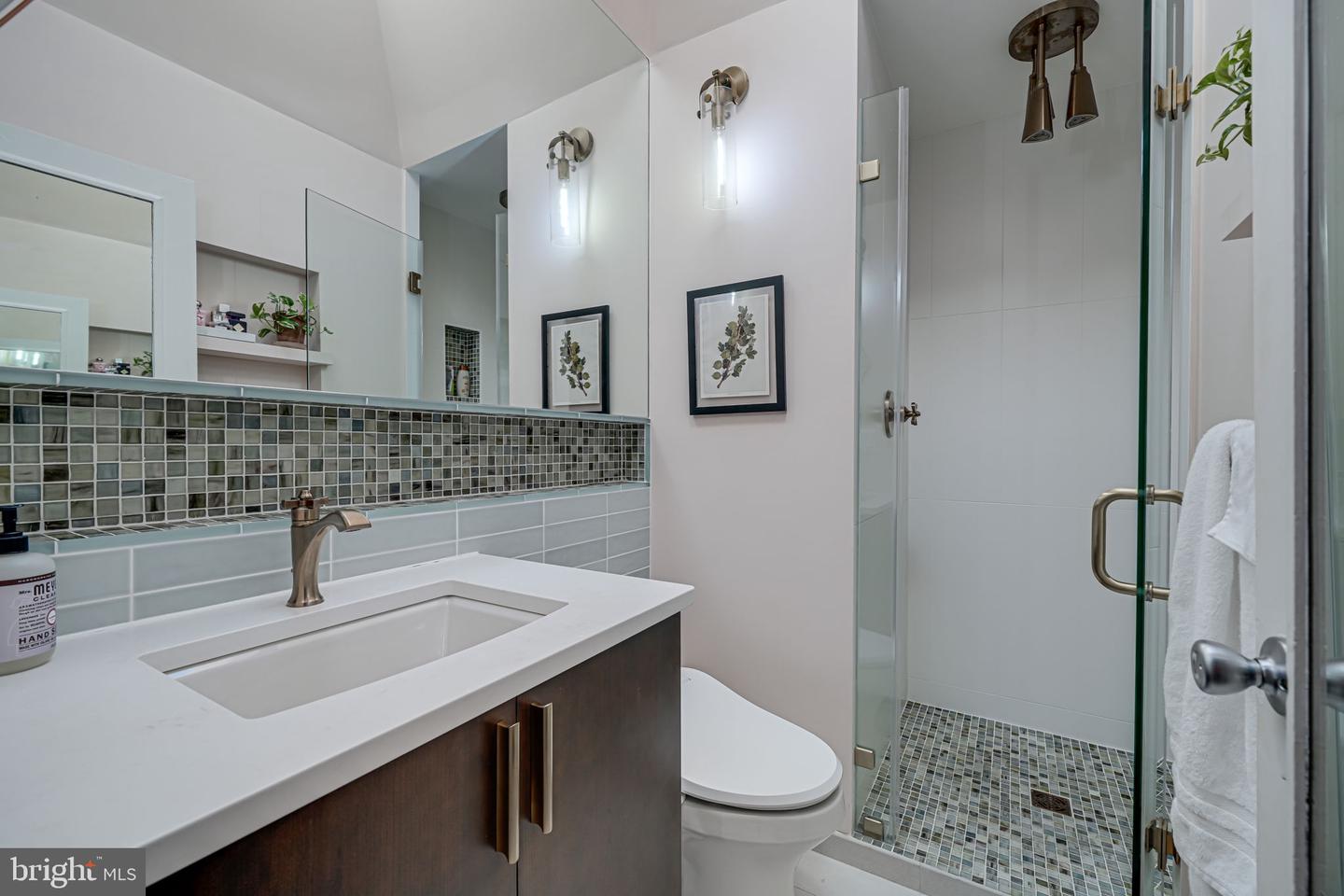 1823 4TH ST NW, WASHINGTON, District Of Columbia 20001, 3 Bedrooms Bedrooms, ,3 BathroomsBathrooms,Residential,For sale,1823 4TH ST NW,DCDC2201052 MLS # DCDC2201052