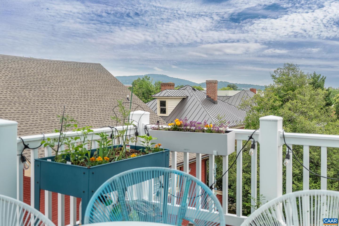 801 E JEFFERSON ST, CHARLOTTESVILLE, Virginia 22902, 5 Bedrooms Bedrooms, ,3 BathroomsBathrooms,Residential,For sale,801 E JEFFERSON ST,664621 MLS # 664621