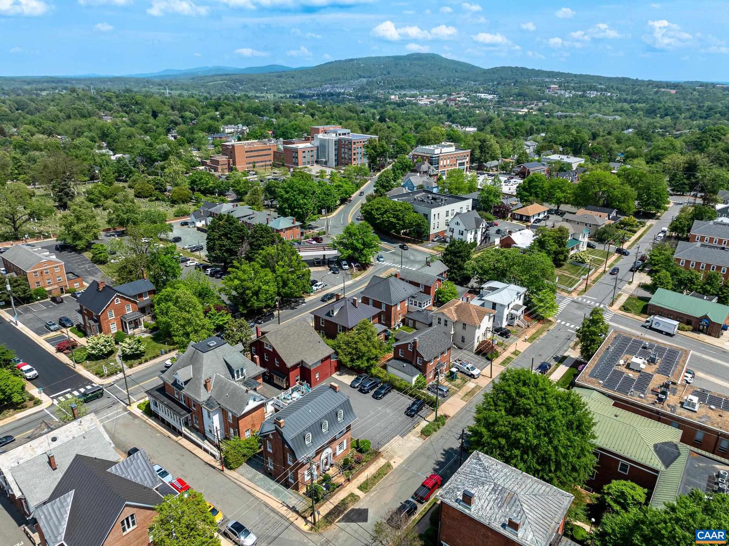 801 E JEFFERSON ST, CHARLOTTESVILLE, Virginia 22902, 5 Bedrooms Bedrooms, ,3 BathroomsBathrooms,Residential,For sale,801 E JEFFERSON ST,664621 MLS # 664621