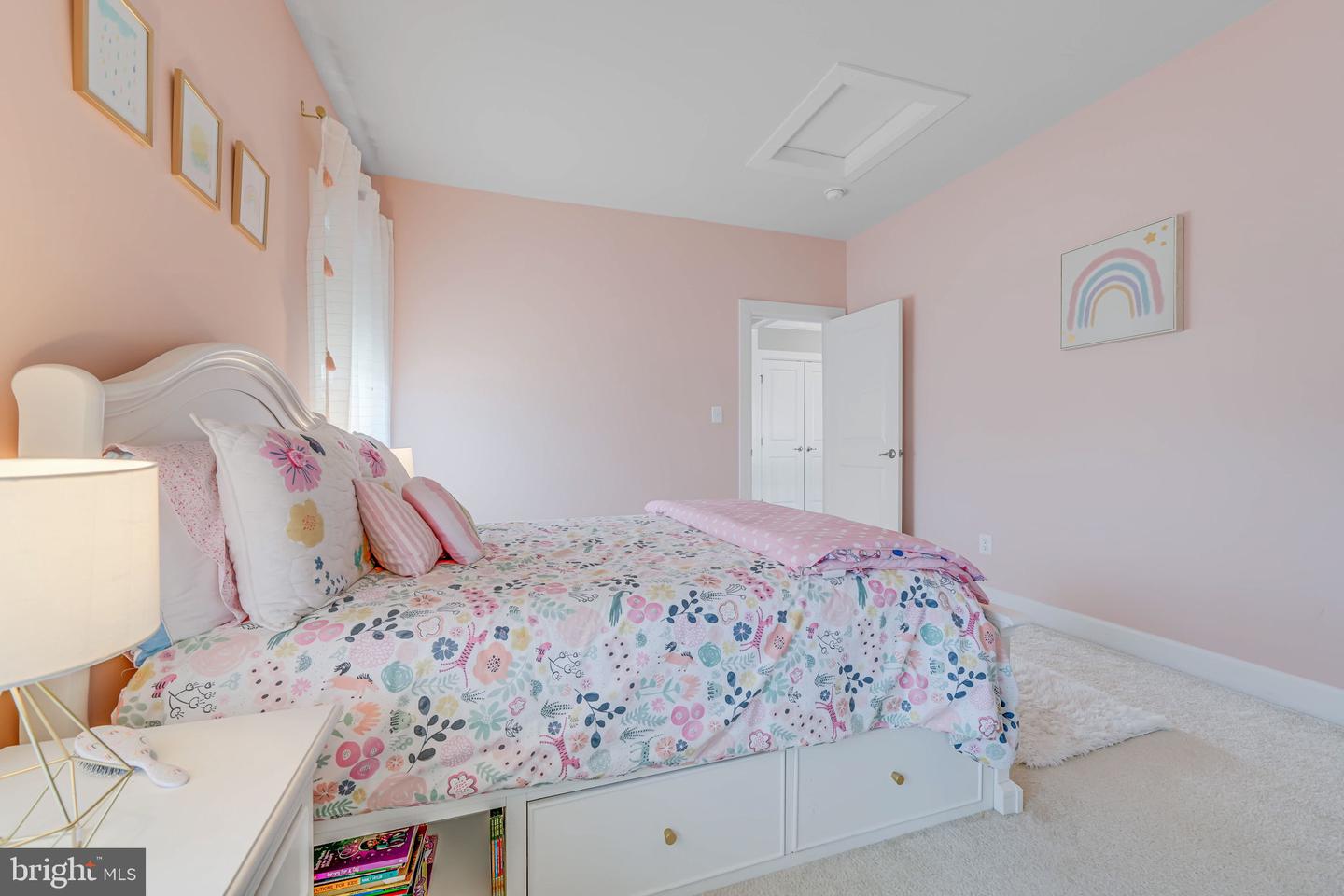 24378 VIRGINIA GOLD LN, ALDIE, Virginia 20105, 6 Bedrooms Bedrooms, ,6 BathroomsBathrooms,Residential,For sale,24378 VIRGINIA GOLD LN,VALO2096684 MLS # VALO2096684