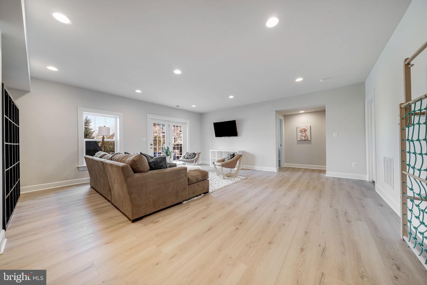 24378 VIRGINIA GOLD LN, ALDIE, Virginia 20105, 6 Bedrooms Bedrooms, ,6 BathroomsBathrooms,Residential,For sale,24378 VIRGINIA GOLD LN,VALO2096684 MLS # VALO2096684