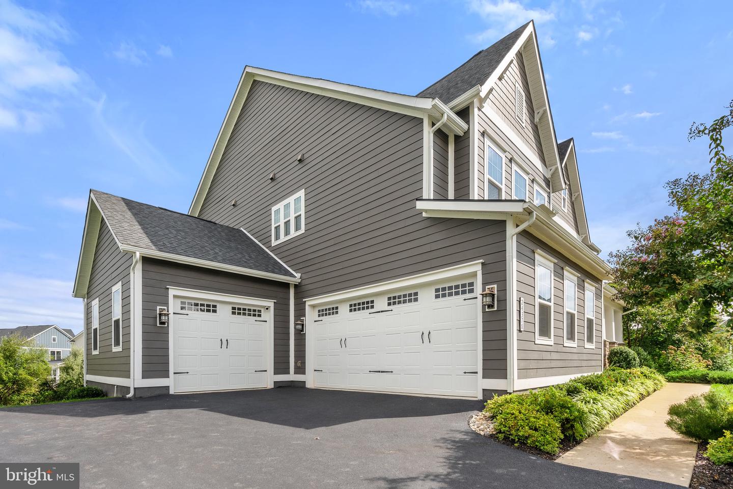 24378 VIRGINIA GOLD LN, ALDIE, Virginia 20105, 6 Bedrooms Bedrooms, ,6 BathroomsBathrooms,Residential,For sale,24378 VIRGINIA GOLD LN,VALO2096684 MLS # VALO2096684
