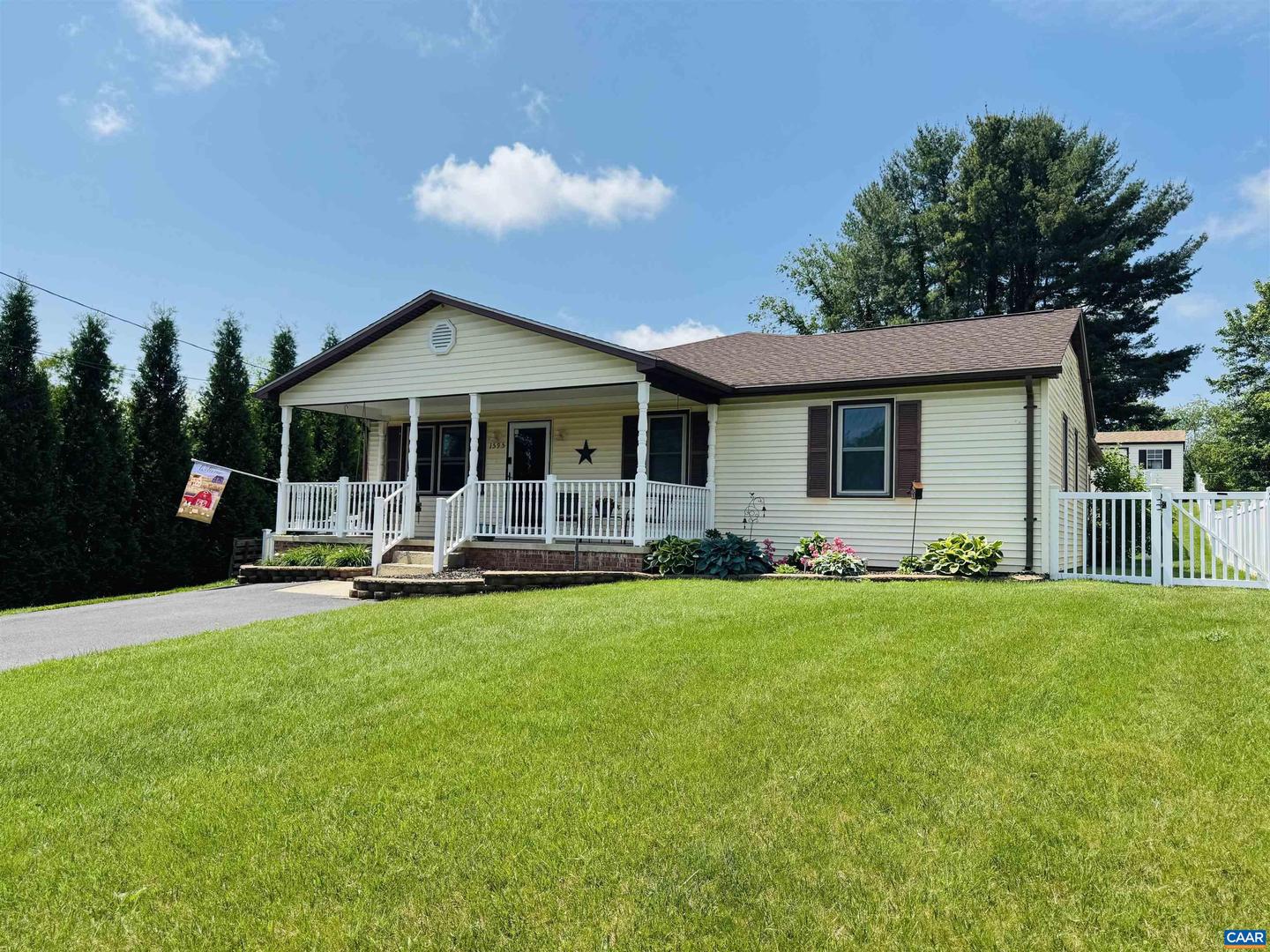 1595 BARTERBROOK RD, STAUNTON, Virginia 22401, 3 Bedrooms Bedrooms, ,2 BathroomsBathrooms,Residential,For sale,1595 BARTERBROOK RD,664624 MLS # 664624