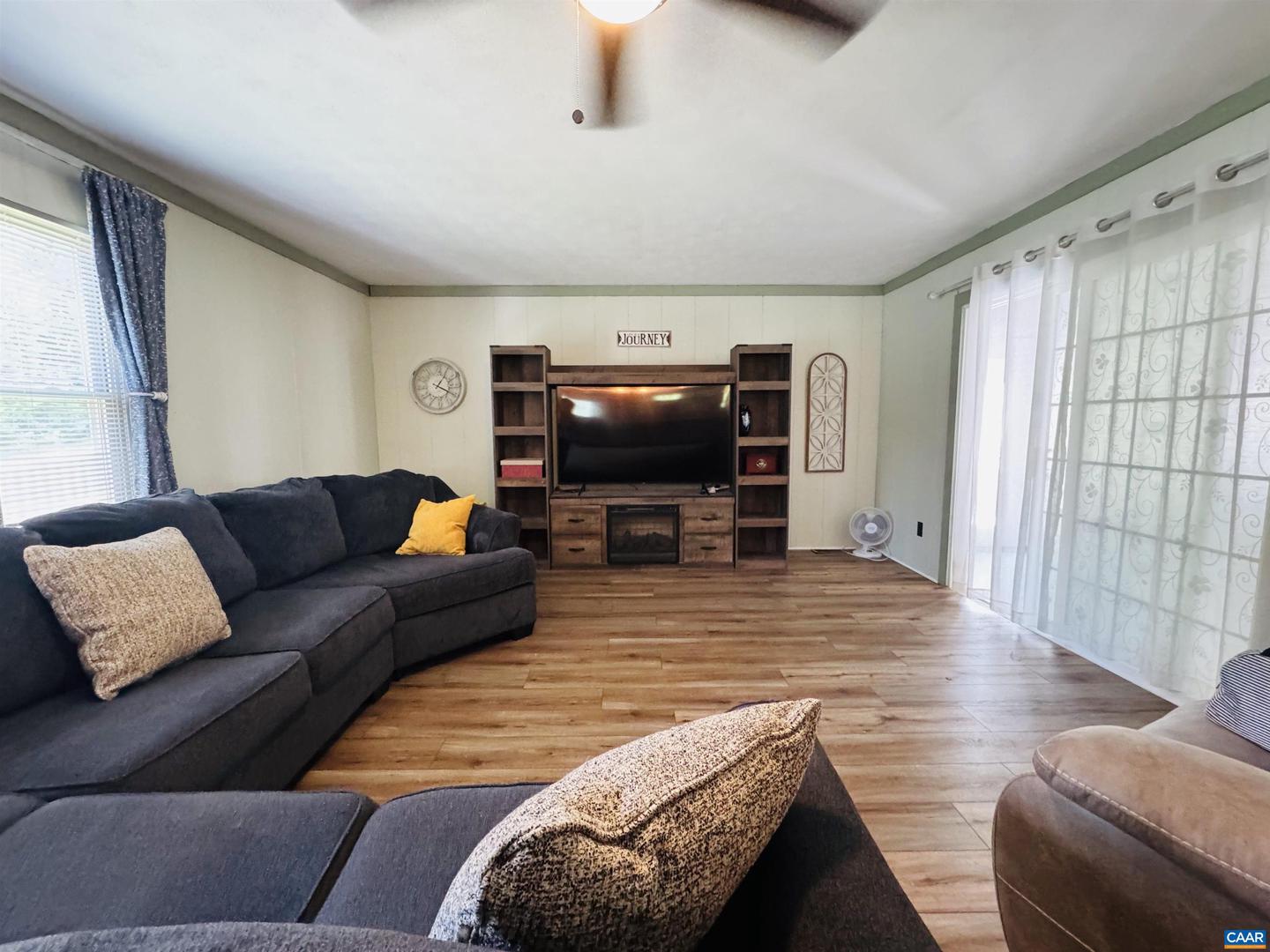 1595 BARTERBROOK RD, STAUNTON, Virginia 22401, 3 Bedrooms Bedrooms, ,2 BathroomsBathrooms,Residential,For sale,1595 BARTERBROOK RD,664624 MLS # 664624