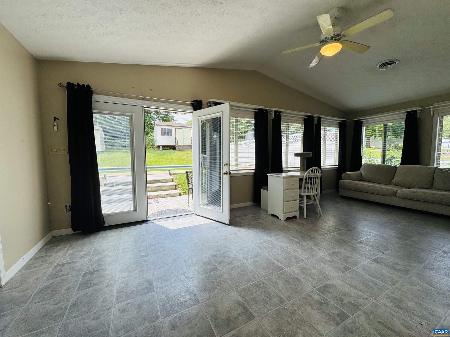 1595 BARTERBROOK RD, STAUNTON, Virginia 22401, 3 Bedrooms Bedrooms, ,2 BathroomsBathrooms,Residential,For sale,1595 BARTERBROOK RD,664624 MLS # 664624