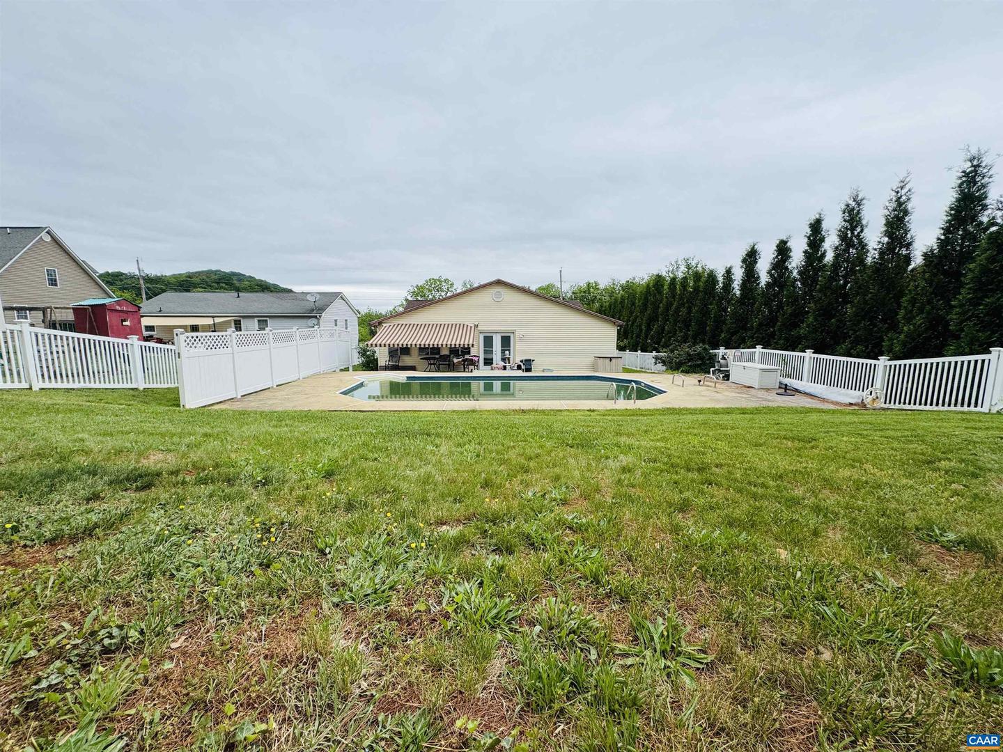 1595 BARTERBROOK RD, STAUNTON, Virginia 22401, 3 Bedrooms Bedrooms, ,2 BathroomsBathrooms,Residential,For sale,1595 BARTERBROOK RD,664624 MLS # 664624
