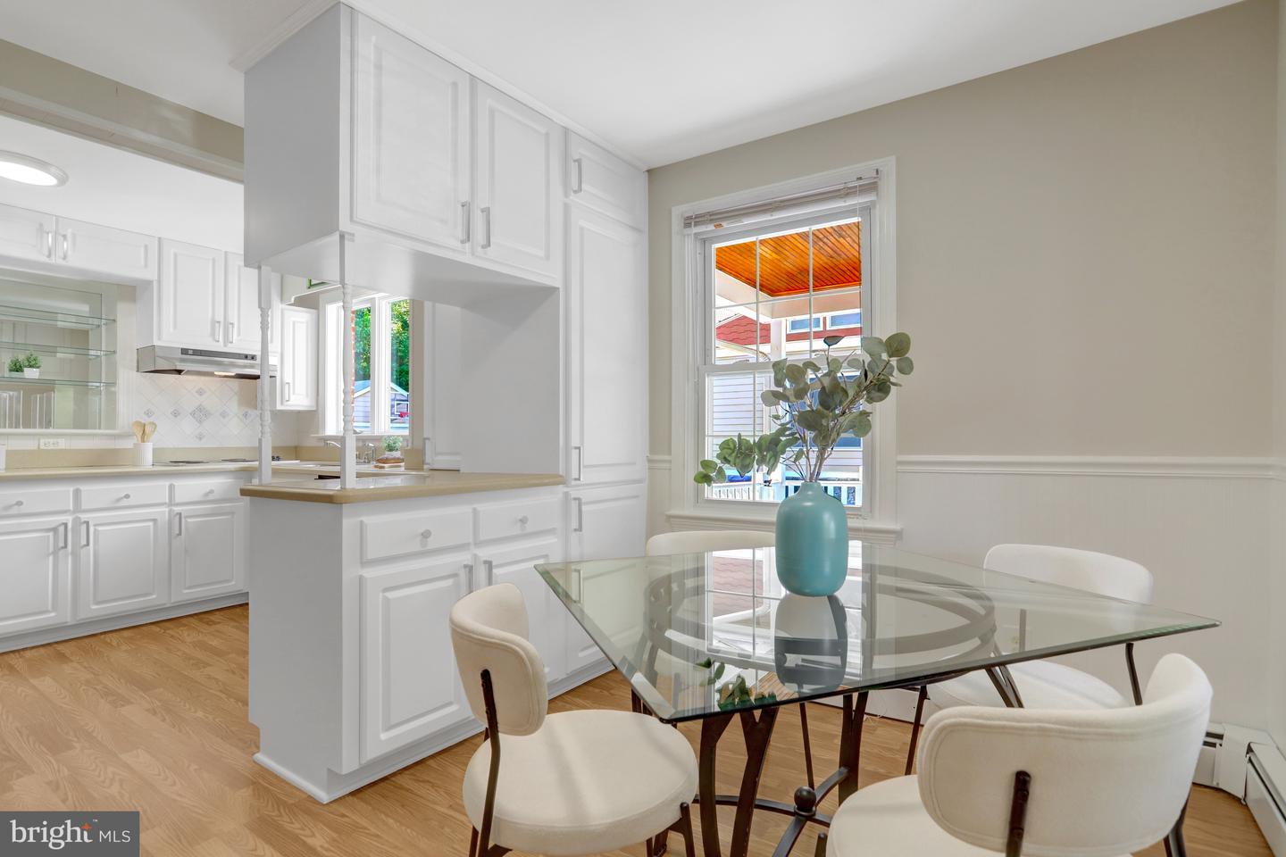 1600 N TAYLOR ST, ARLINGTON, Virginia 22207, 4 Bedrooms Bedrooms, ,3 BathroomsBathrooms,Residential,For sale,1600 N TAYLOR ST,VAAR2054654 MLS # VAAR2054654