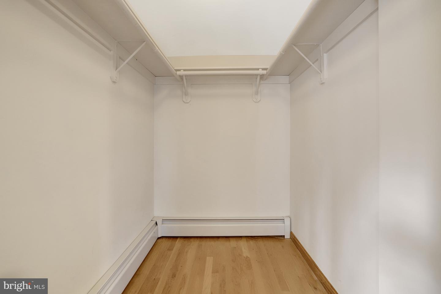 1600 N TAYLOR ST, ARLINGTON, Virginia 22207, 4 Bedrooms Bedrooms, ,3 BathroomsBathrooms,Residential,For sale,1600 N TAYLOR ST,VAAR2054654 MLS # VAAR2054654
