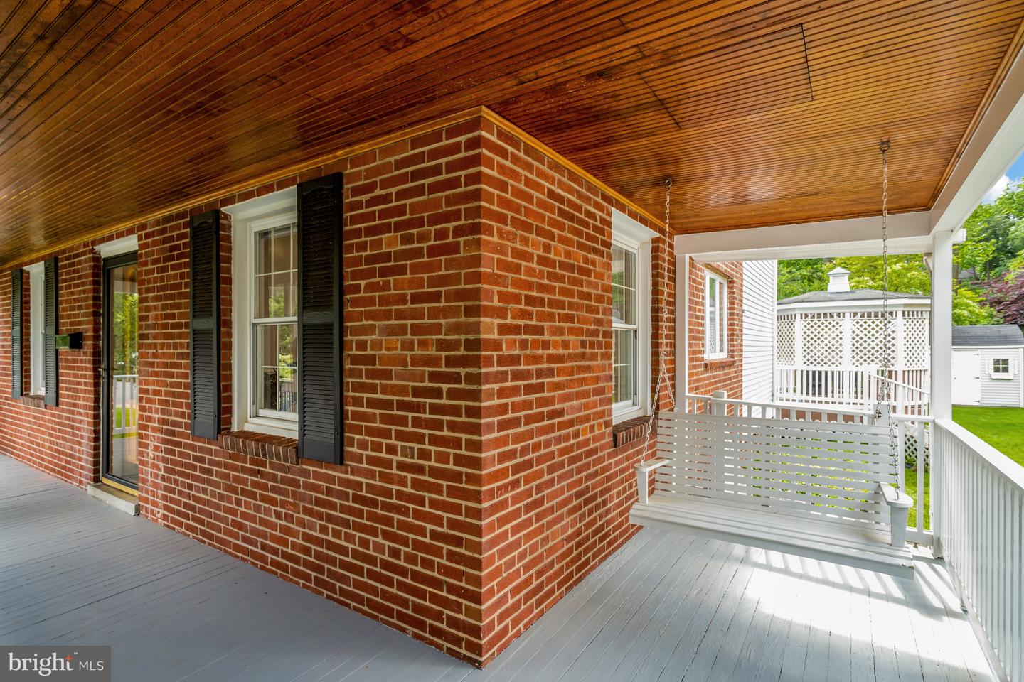 1600 N TAYLOR ST, ARLINGTON, Virginia 22207, 4 Bedrooms Bedrooms, ,3 BathroomsBathrooms,Residential,For sale,1600 N TAYLOR ST,VAAR2054654 MLS # VAAR2054654