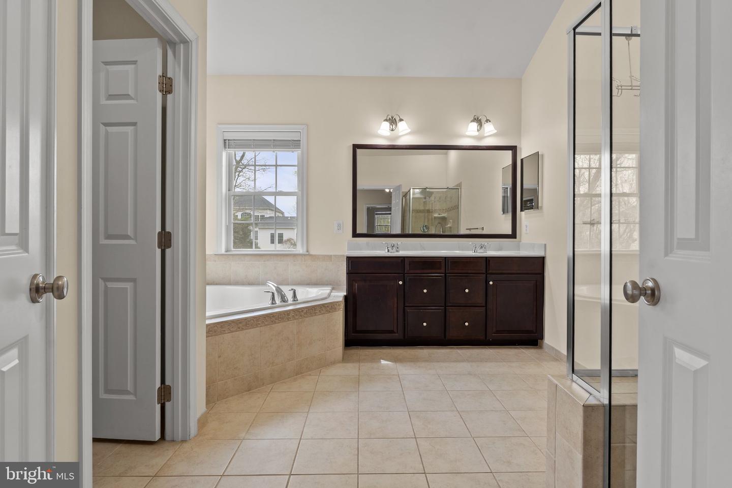 24299 MISTY DEW PL, ALDIE, Virginia 20105, 5 Bedrooms Bedrooms, ,5 BathroomsBathrooms,Residential,For sale,24299 MISTY DEW PL,VALO2092762 MLS # VALO2092762