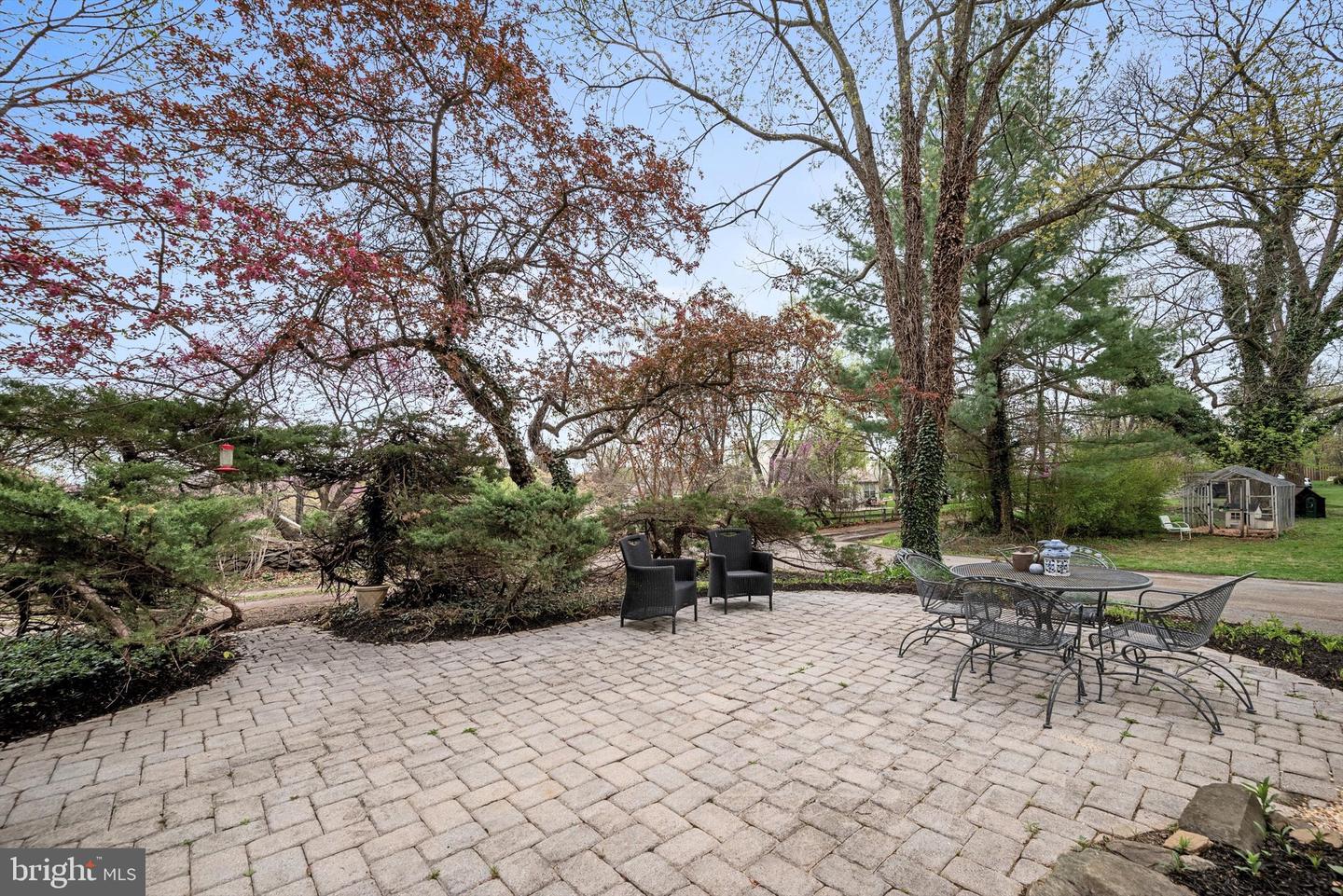 19 E LOUDOUN ST, ROUND HILL, Virginia 20141, 4 Bedrooms Bedrooms, ,3 BathroomsBathrooms,Residential,For sale,19 E LOUDOUN ST,VALO2093080 MLS # VALO2093080