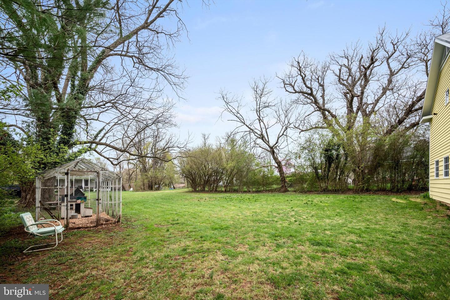19 E LOUDOUN ST, ROUND HILL, Virginia 20141, 4 Bedrooms Bedrooms, ,3 BathroomsBathrooms,Residential,For sale,19 E LOUDOUN ST,VALO2093080 MLS # VALO2093080