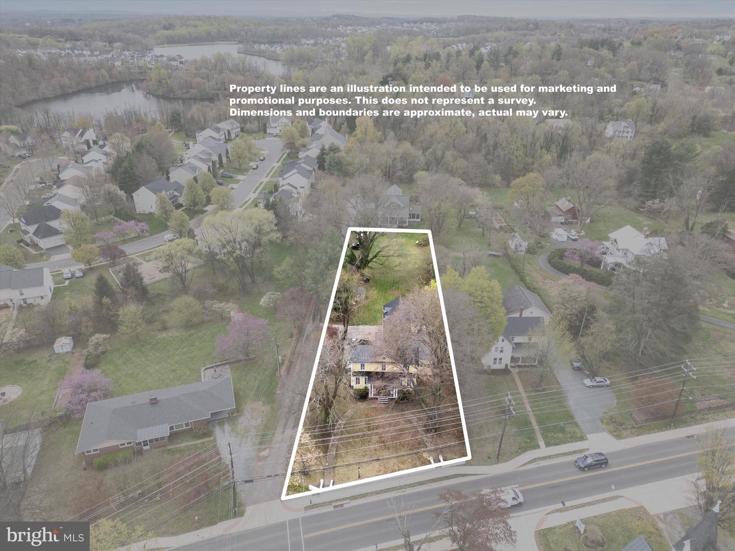 19 E LOUDOUN ST, ROUND HILL, Virginia 20141, 4 Bedrooms Bedrooms, ,3 BathroomsBathrooms,Residential,For sale,19 E LOUDOUN ST,VALO2093080 MLS # VALO2093080