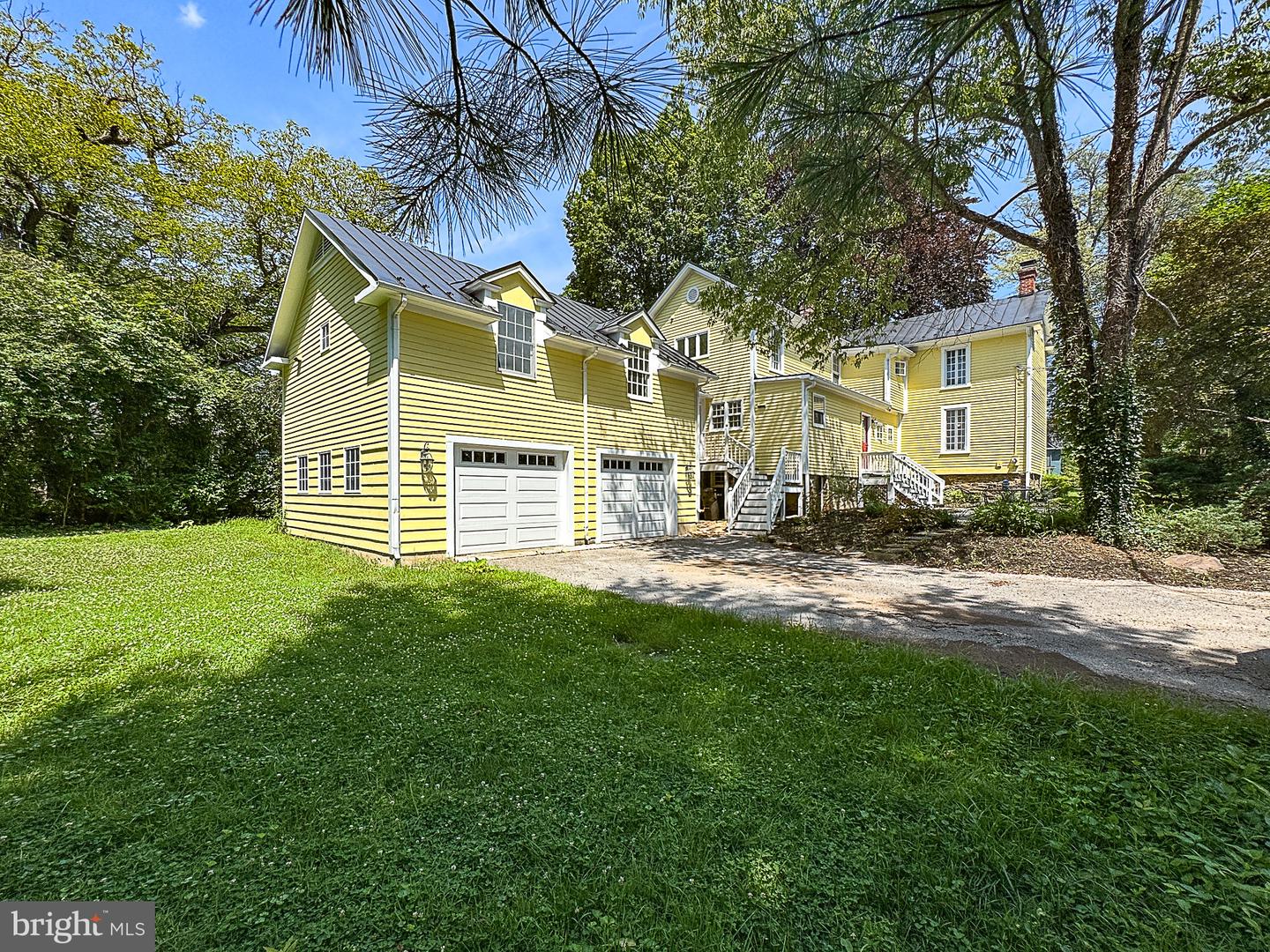 19 E LOUDOUN ST, ROUND HILL, Virginia 20141, 4 Bedrooms Bedrooms, ,3 BathroomsBathrooms,Residential,For sale,19 E LOUDOUN ST,VALO2093080 MLS # VALO2093080