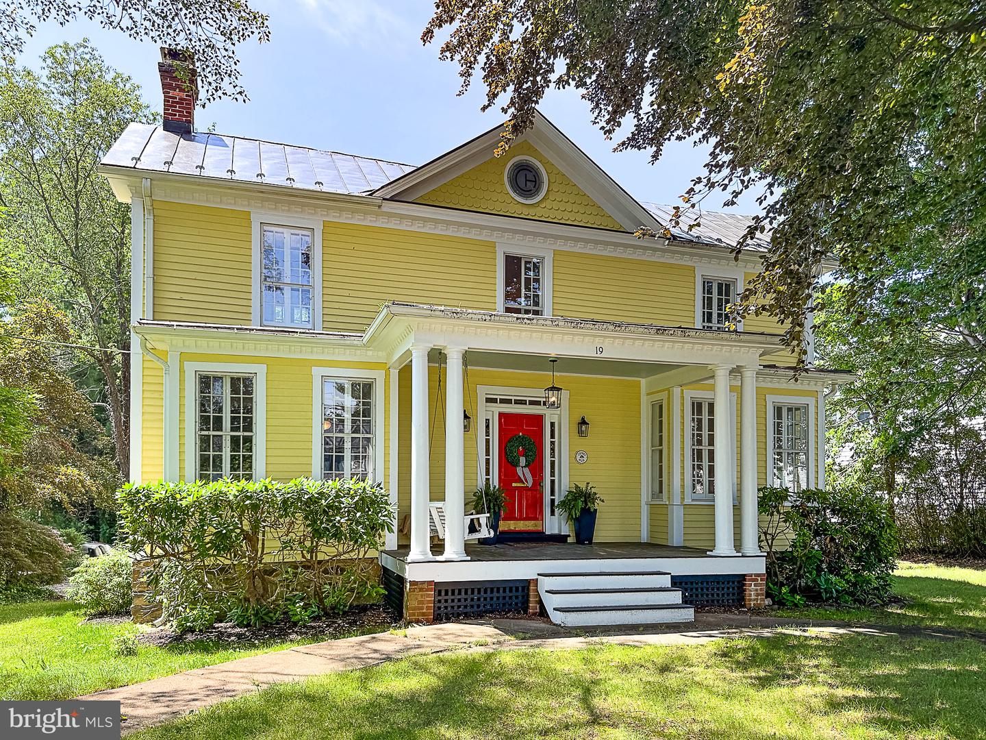 19 E LOUDOUN ST, ROUND HILL, Virginia 20141, 4 Bedrooms Bedrooms, ,3 BathroomsBathrooms,Residential,For sale,19 E LOUDOUN ST,VALO2093080 MLS # VALO2093080