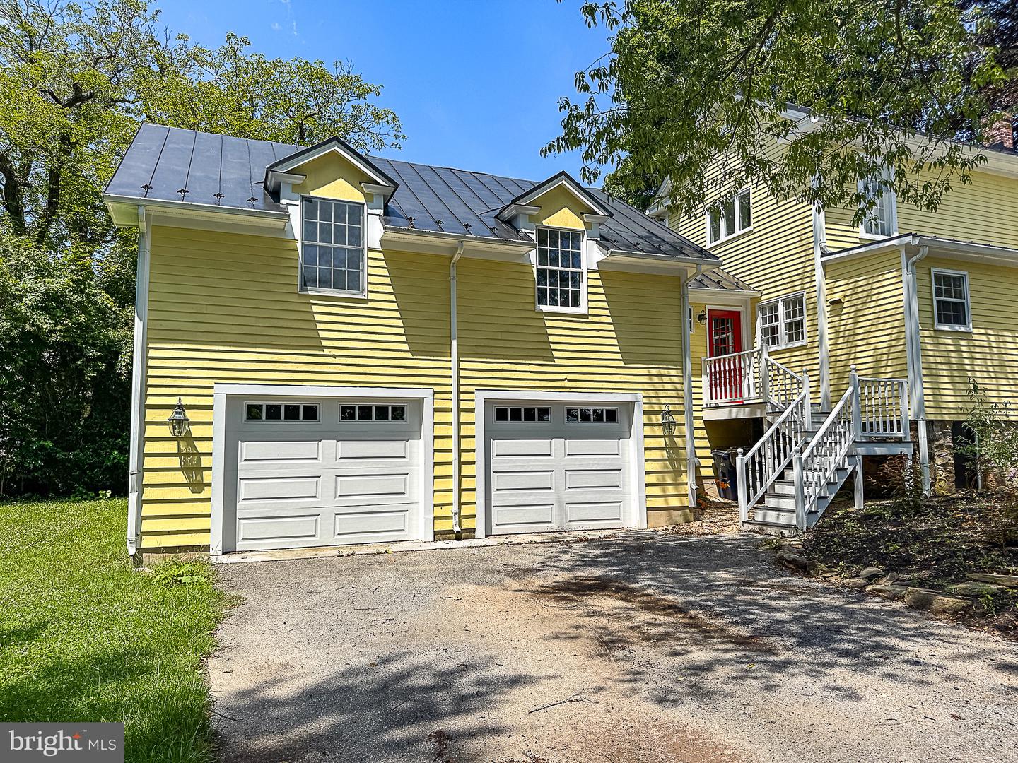 19 E LOUDOUN ST, ROUND HILL, Virginia 20141, 4 Bedrooms Bedrooms, ,3 BathroomsBathrooms,Residential,For sale,19 E LOUDOUN ST,VALO2093080 MLS # VALO2093080