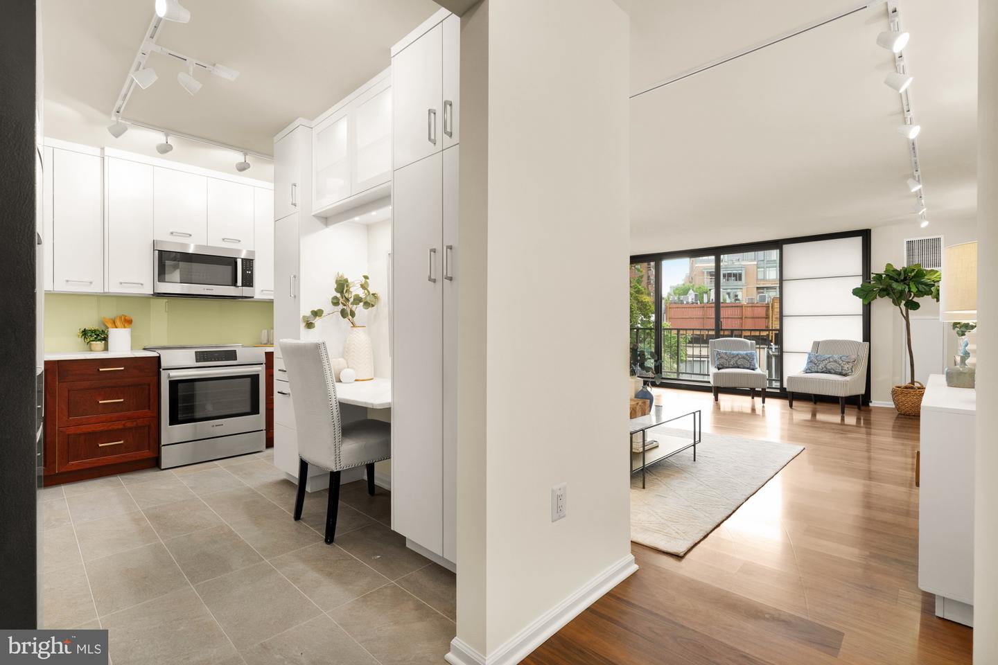 2555 PENNSYLVANIA AVE NW #617 & 618, WASHINGTON, District Of Columbia 20037, 3 Bedrooms Bedrooms, ,3 BathroomsBathrooms,Residential,For sale,2555 PENNSYLVANIA AVE NW #617 & 618,DCDC2194584 MLS # DCDC2194584