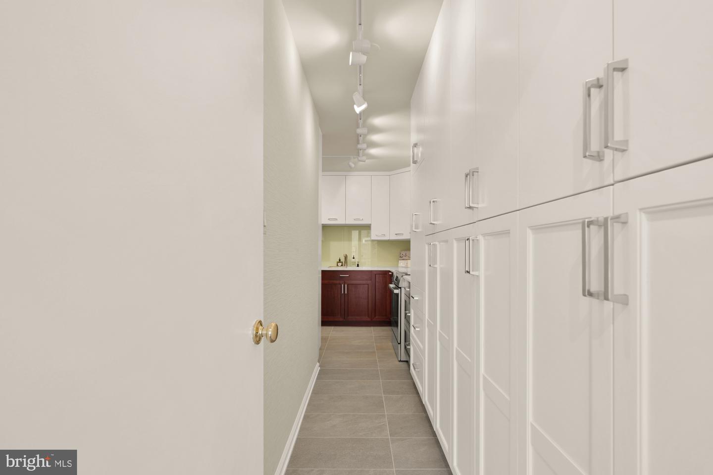 2555 PENNSYLVANIA AVE NW #617 & 618, WASHINGTON, District Of Columbia 20037, 3 Bedrooms Bedrooms, ,3 BathroomsBathrooms,Residential,For sale,2555 PENNSYLVANIA AVE NW #617 & 618,DCDC2194584 MLS # DCDC2194584
