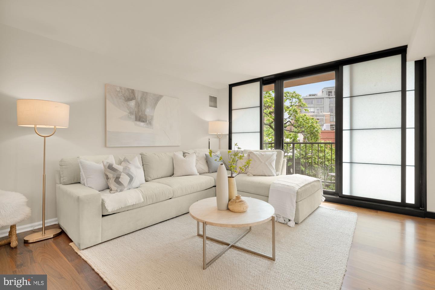 2555 PENNSYLVANIA AVE NW #617 & 618, WASHINGTON, District Of Columbia 20037, 3 Bedrooms Bedrooms, ,3 BathroomsBathrooms,Residential,For sale,2555 PENNSYLVANIA AVE NW #617 & 618,DCDC2194584 MLS # DCDC2194584
