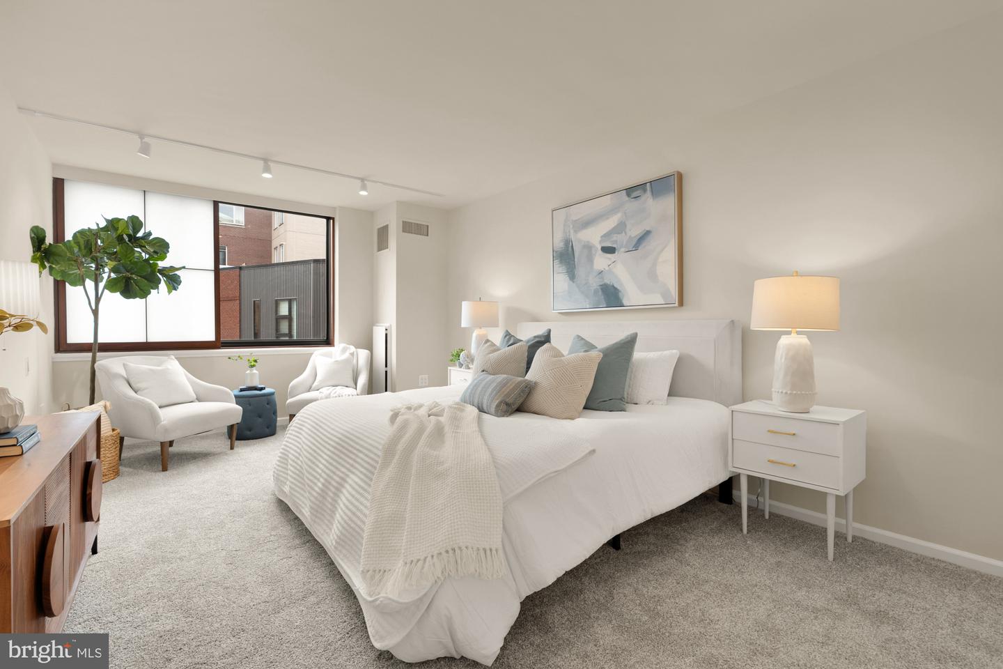 2555 PENNSYLVANIA AVE NW #617 & 618, WASHINGTON, District Of Columbia 20037, 3 Bedrooms Bedrooms, ,3 BathroomsBathrooms,Residential,For sale,2555 PENNSYLVANIA AVE NW #617 & 618,DCDC2194584 MLS # DCDC2194584