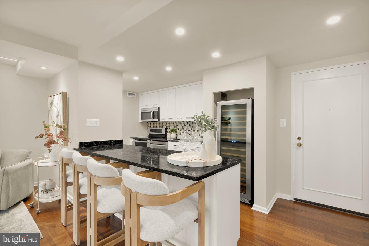 2555 PENNSYLVANIA AVE NW #617 & 618, WASHINGTON, District Of Columbia 20037, 3 Bedrooms Bedrooms, ,3 BathroomsBathrooms,Residential,For sale,2555 PENNSYLVANIA AVE NW #617 & 618,DCDC2194584 MLS # DCDC2194584