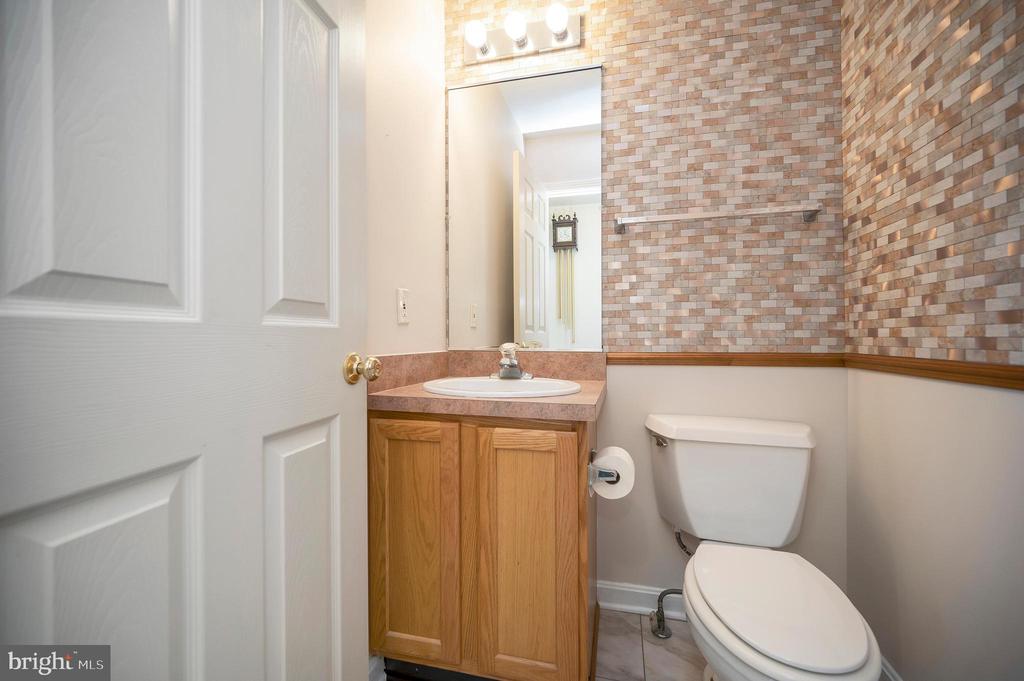 8128 SHIRLEY RD, SPOTSYLVANIA, Virginia 22551, 4 Bedrooms Bedrooms, ,2 BathroomsBathrooms,Residential,8128 SHIRLEY RD,VASP2022986 MLS # VASP2022986