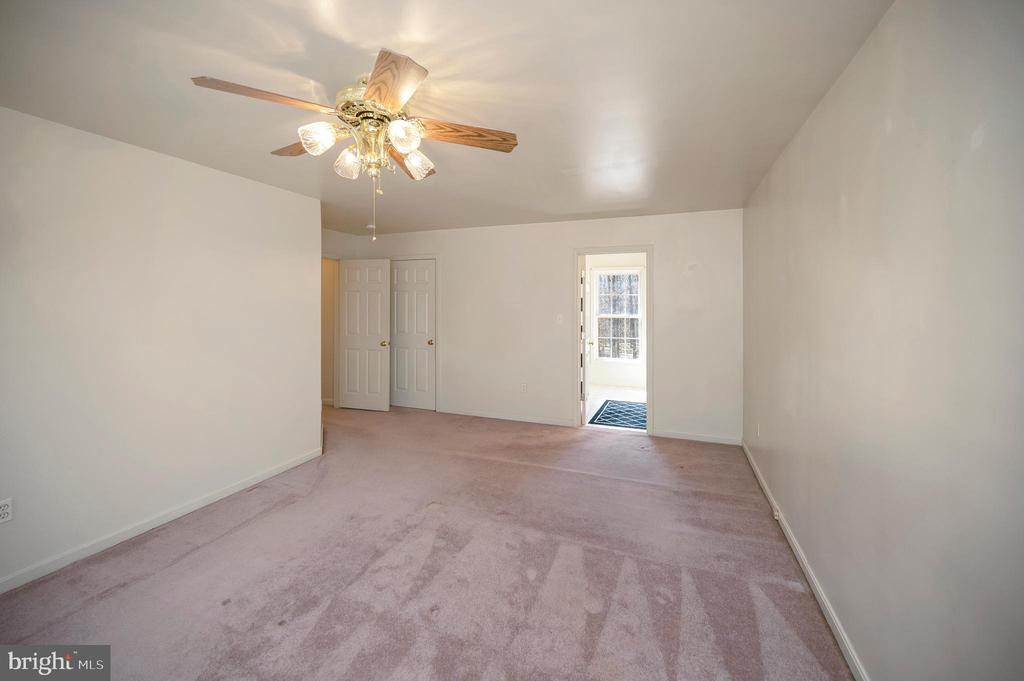 8128 SHIRLEY RD, SPOTSYLVANIA, Virginia 22551, 4 Bedrooms Bedrooms, ,2 BathroomsBathrooms,Residential,8128 SHIRLEY RD,VASP2022986 MLS # VASP2022986