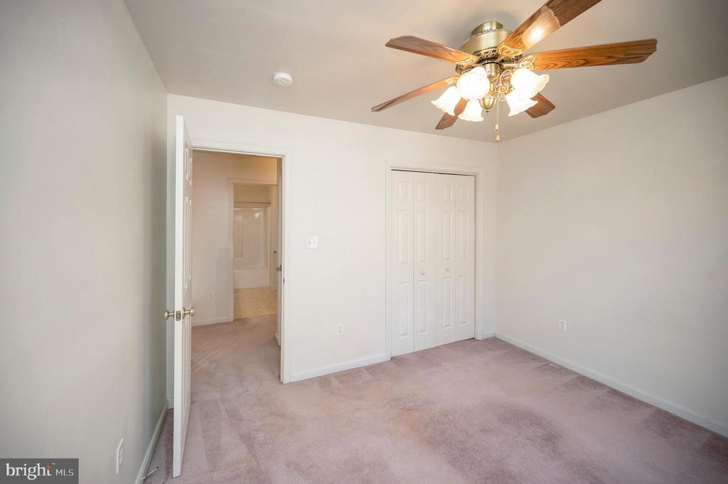 8128 SHIRLEY RD, SPOTSYLVANIA, Virginia 22551, 4 Bedrooms Bedrooms, ,2 BathroomsBathrooms,Residential,8128 SHIRLEY RD,VASP2022986 MLS # VASP2022986