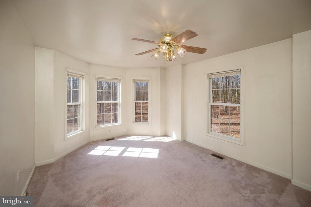 8128 SHIRLEY RD, SPOTSYLVANIA, Virginia 22551, 4 Bedrooms Bedrooms, ,2 BathroomsBathrooms,Residential,8128 SHIRLEY RD,VASP2022986 MLS # VASP2022986