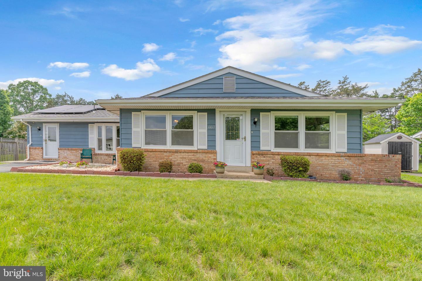 603 N YORK RD, STERLING, Virginia 20164, 3 Bedrooms Bedrooms, ,2 BathroomsBathrooms,Residential,For sale,603 N YORK RD,VALO2089596 MLS # VALO2089596