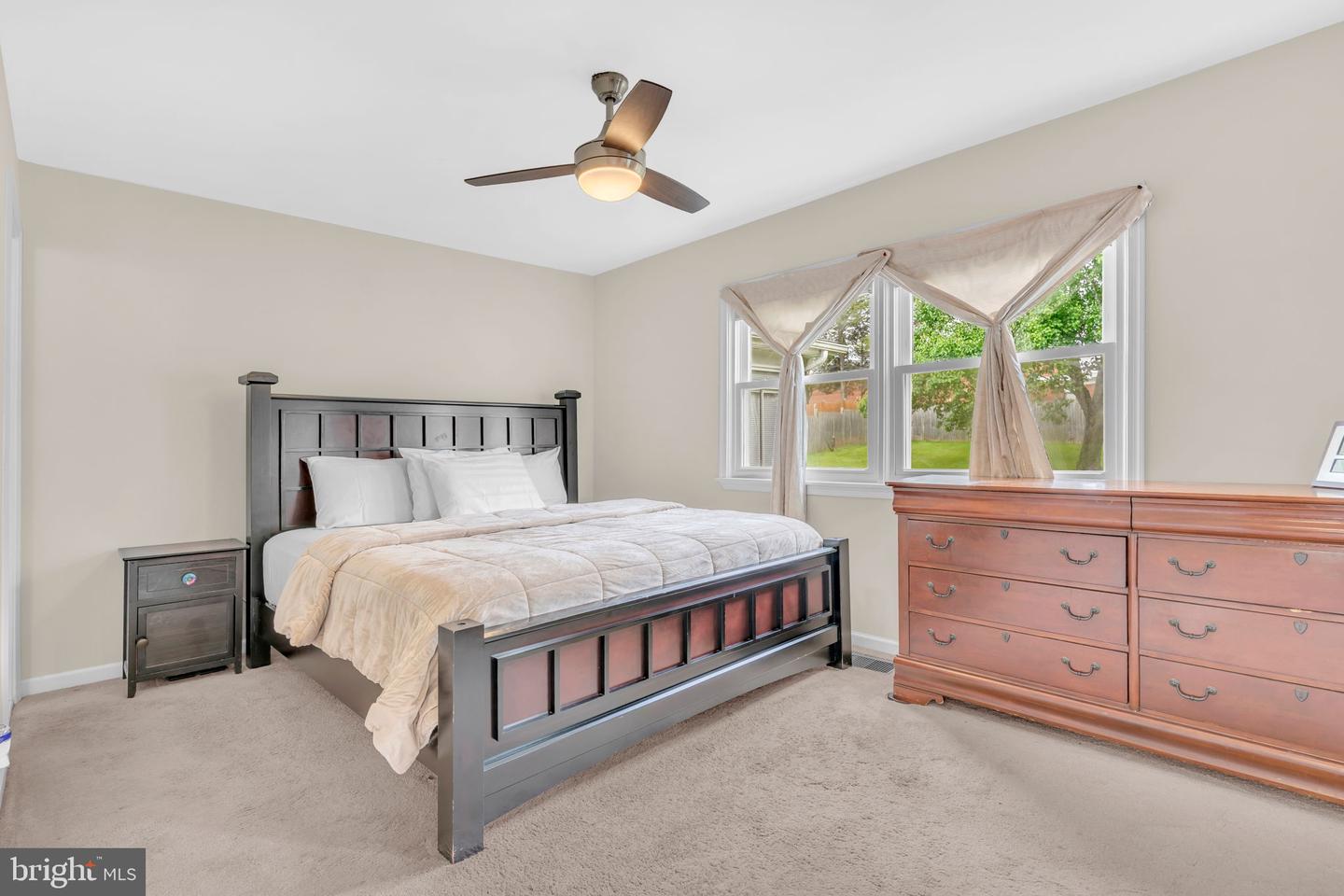 603 N YORK RD, STERLING, Virginia 20164, 3 Bedrooms Bedrooms, ,2 BathroomsBathrooms,Residential,For sale,603 N YORK RD,VALO2089596 MLS # VALO2089596