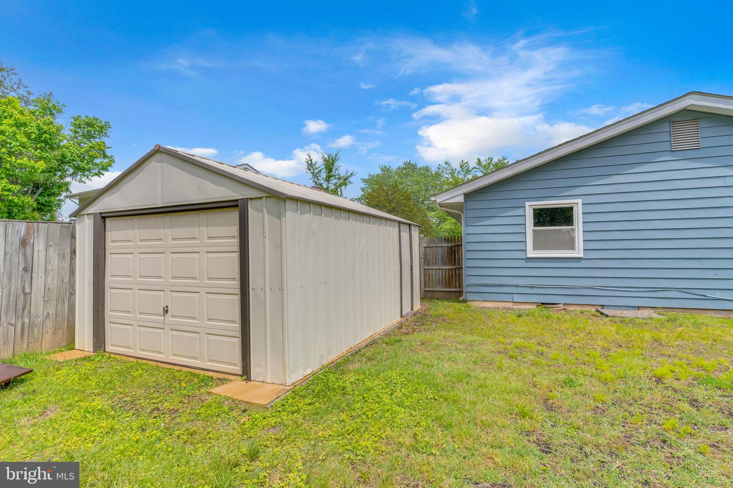 603 N YORK RD, STERLING, Virginia 20164, 3 Bedrooms Bedrooms, ,2 BathroomsBathrooms,Residential,For sale,603 N YORK RD,VALO2089596 MLS # VALO2089596
