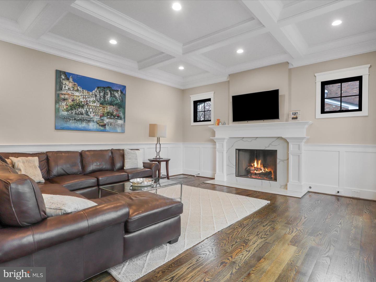 403 COLIN LN NW, VIENNA, Virginia 22180, 5 Bedrooms Bedrooms, ,4 BathroomsBathrooms,Residential,For sale,403 COLIN LN NW,VAFX2226242 MLS # VAFX2226242