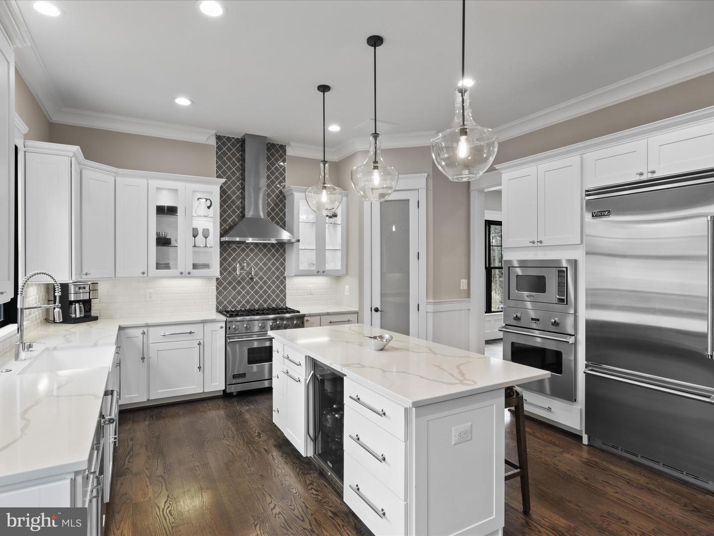 403 COLIN LN NW, VIENNA, Virginia 22180, 5 Bedrooms Bedrooms, ,4 BathroomsBathrooms,Residential,For sale,403 COLIN LN NW,VAFX2226242 MLS # VAFX2226242