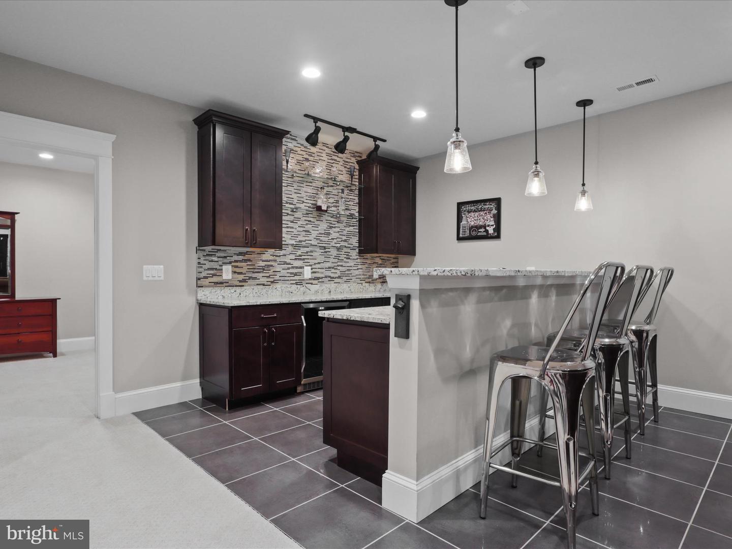 403 COLIN LN NW, VIENNA, Virginia 22180, 5 Bedrooms Bedrooms, ,4 BathroomsBathrooms,Residential,For sale,403 COLIN LN NW,VAFX2226242 MLS # VAFX2226242