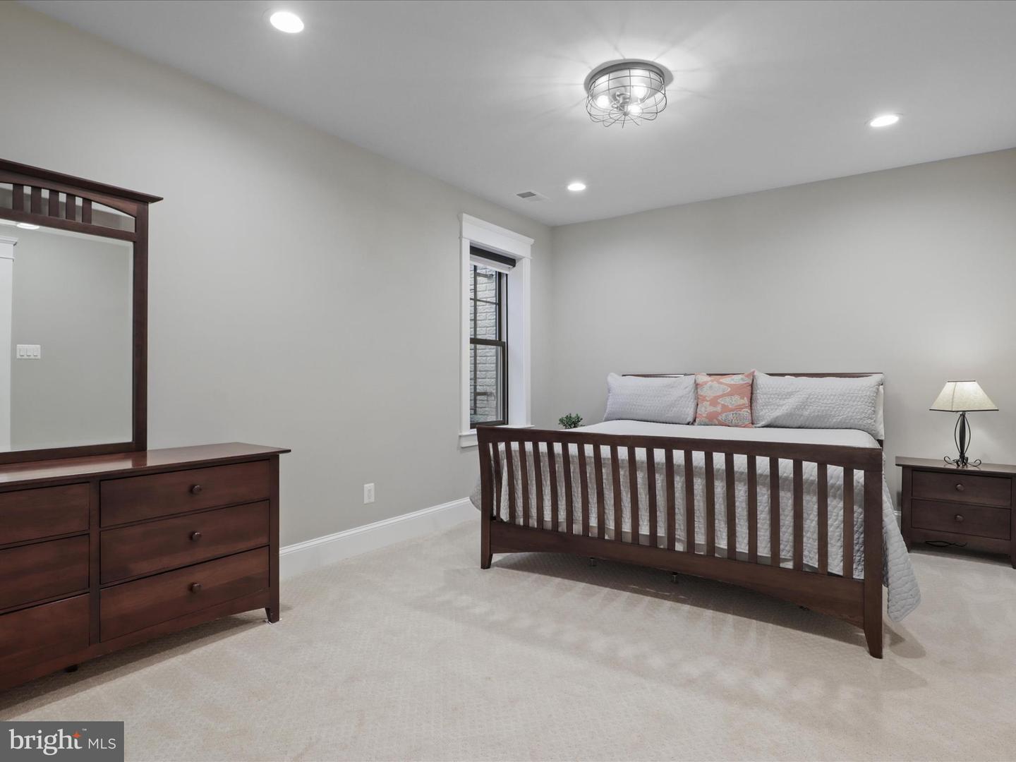 403 COLIN LN NW, VIENNA, Virginia 22180, 5 Bedrooms Bedrooms, ,4 BathroomsBathrooms,Residential,For sale,403 COLIN LN NW,VAFX2226242 MLS # VAFX2226242