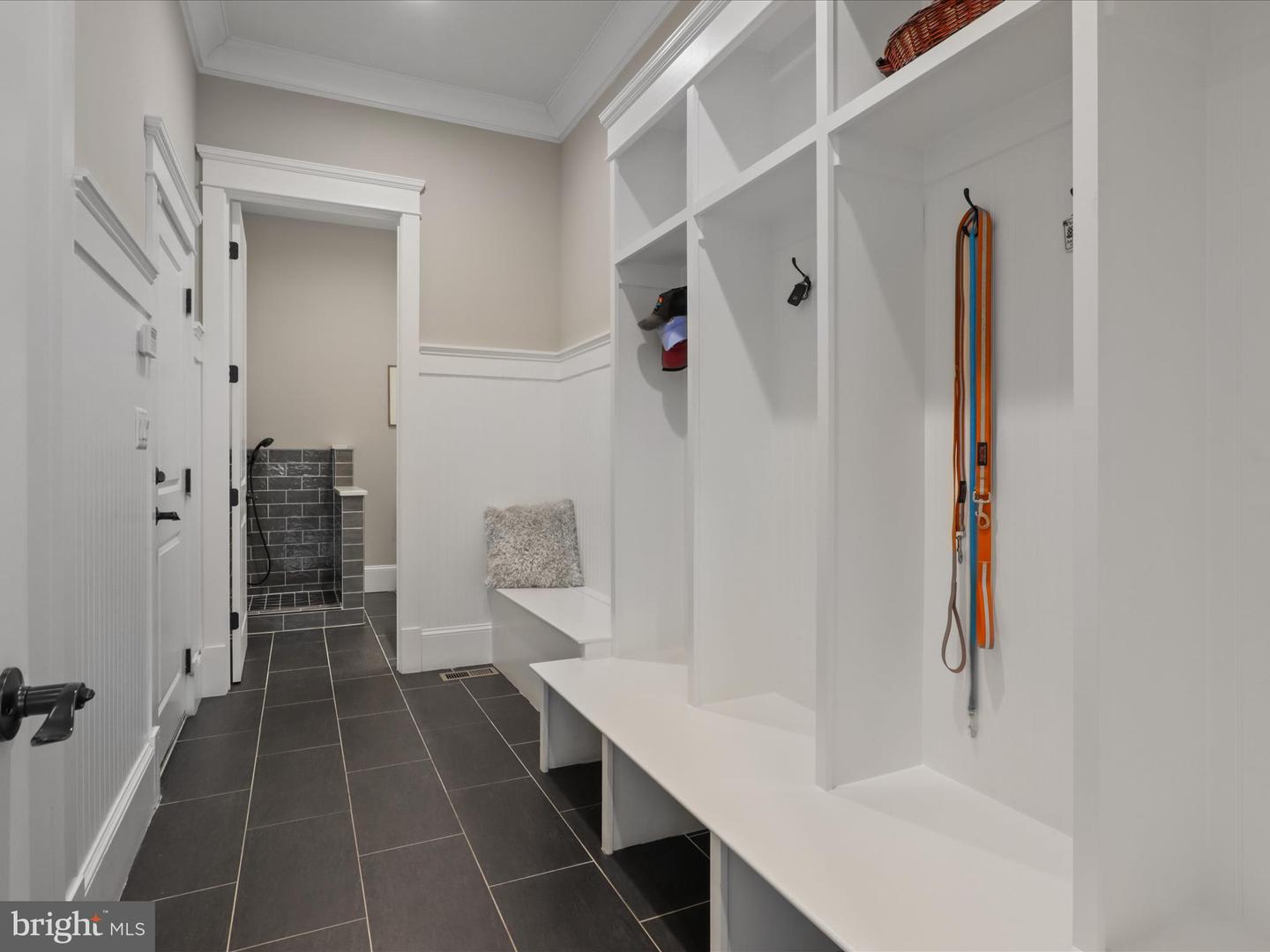 403 COLIN LN NW, VIENNA, Virginia 22180, 5 Bedrooms Bedrooms, ,4 BathroomsBathrooms,Residential,For sale,403 COLIN LN NW,VAFX2226242 MLS # VAFX2226242