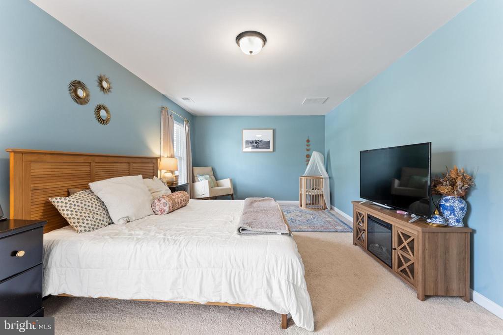 9305 CEDAR FOREST DR, FREDERICKSBURG, Virginia 22408, 4 Bedrooms Bedrooms, ,3 BathroomsBathrooms,Residential,9305 CEDAR FOREST DR,VASP2033104 MLS # VASP2033104